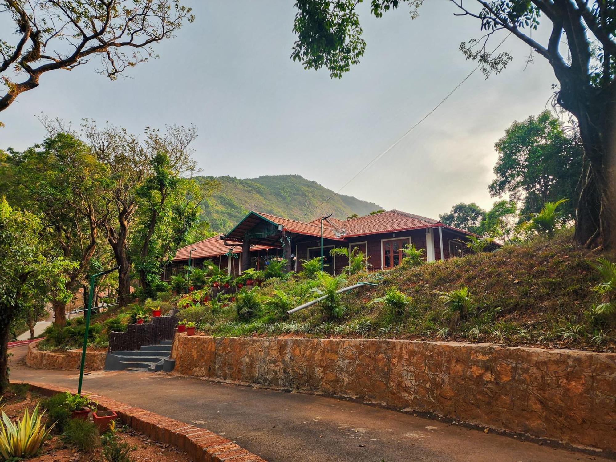 Celestial Heights Homestay Kurchi Εξωτερικό φωτογραφία